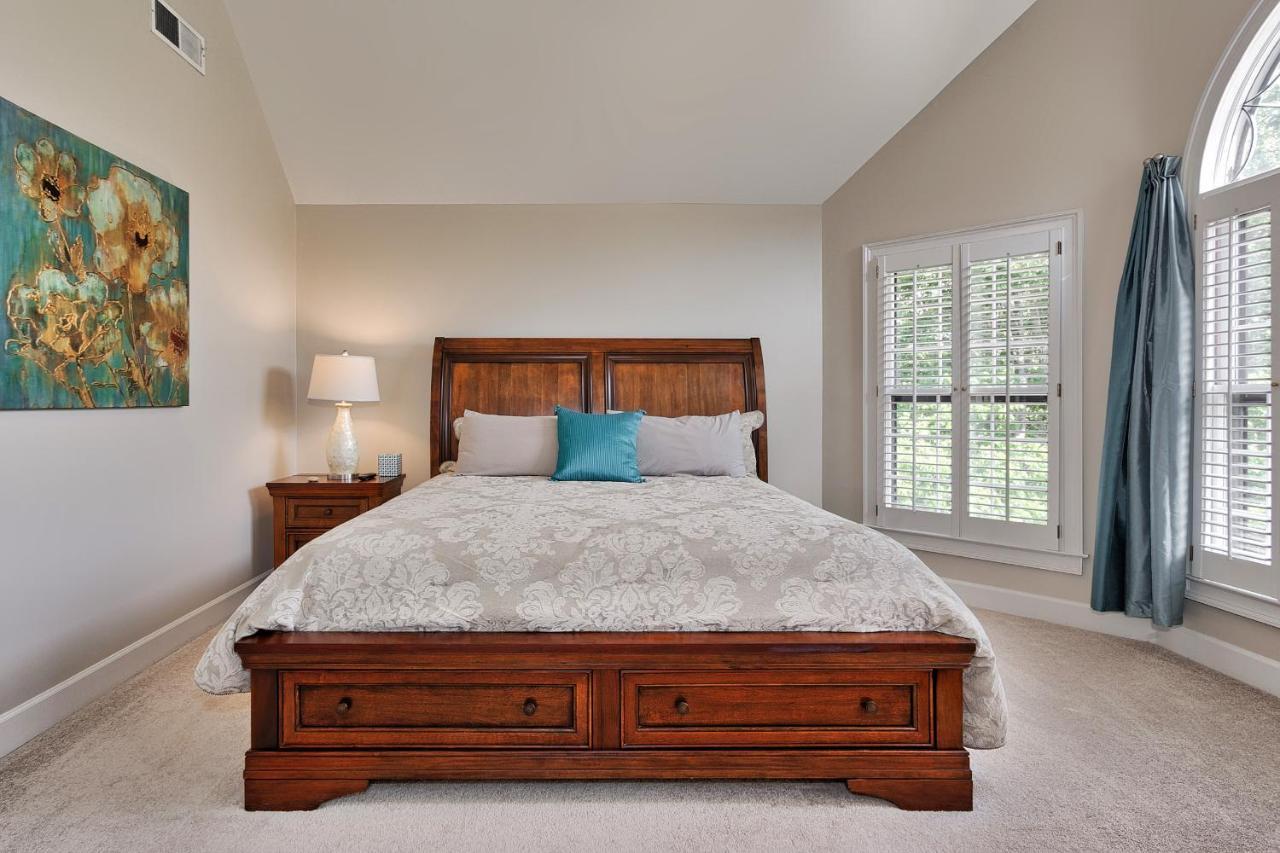 Pleasanton Courtyard Bed And Breakfast Fayetteville Dış mekan fotoğraf